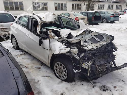 Used Parts HYUNDAI i30 Estate (GD) 1.4 CRDi (90 hp) 4470639