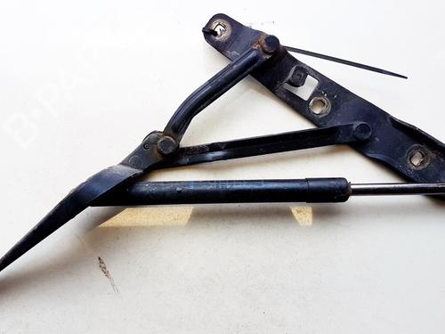 Used Hinge/Door check strap Hinge/Door check strap BMW 5 (E39) 530 d (193 hp) 35639760 35639760