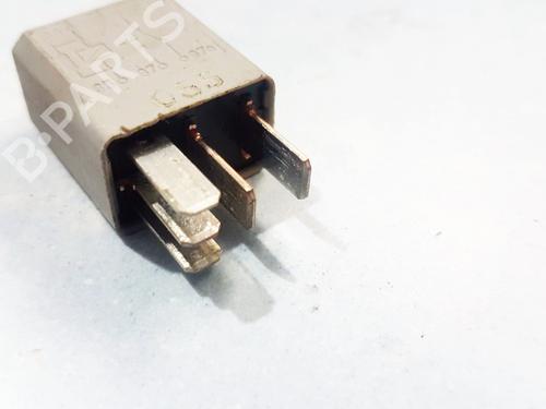 Electronic sensor OPEL CORSA C (X01) 1.2 Twinport (F08, F68) | BP33104408M84 - Image 2