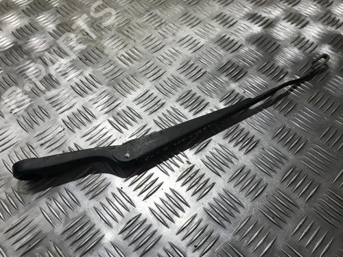 Used Front windshield wiper arm Front windshield wiper arm SAAB 900 I Combi Coupe 2.0 i (115 hp) 33491503 33491503