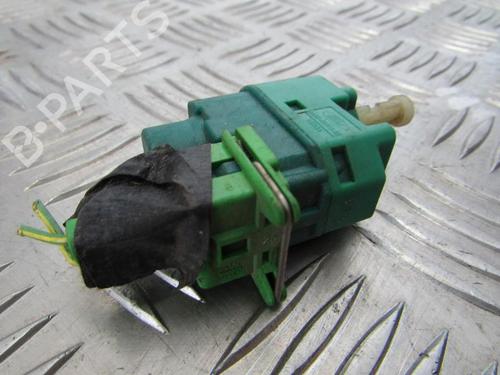 Used Electronic module Electronic module FORD FOCUS I (DAW, DBW) 2.0 16V (131 hp) 35681819 35681819