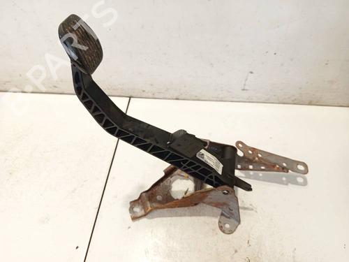 Used Pedal Pedal VOLVO C30 (533) 1.6 D (109 hp) 34987452 34987452