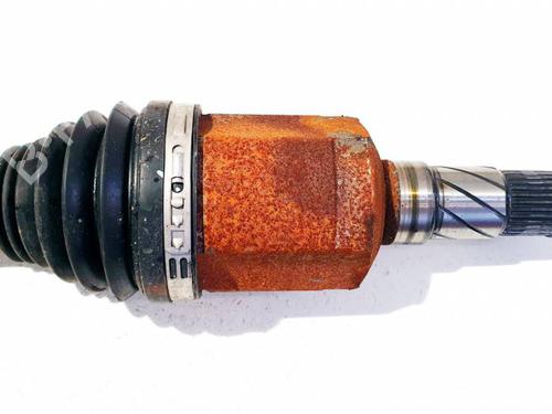 Right front driveshaft TESLA MODEL Y (5YJY) Long Range All-wheel Drive | BP34831334M39 - Image 3