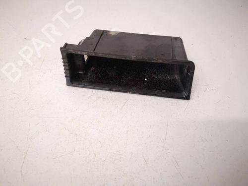 Cinzeiro Cinzeiro VW PASSAT B6 (3C2) 1.9 TDI (105 hp) 34757385 34757385
