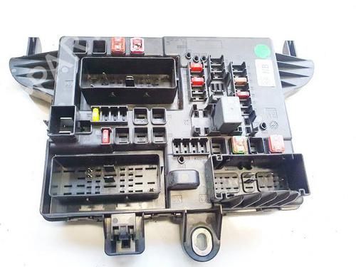 Fuse box PORSCHE CAYENNE (9PA) S 4.5 | BP32559889E1