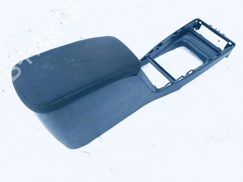 Used Armrest / Center console Armrest / Center console 35560818 35560818