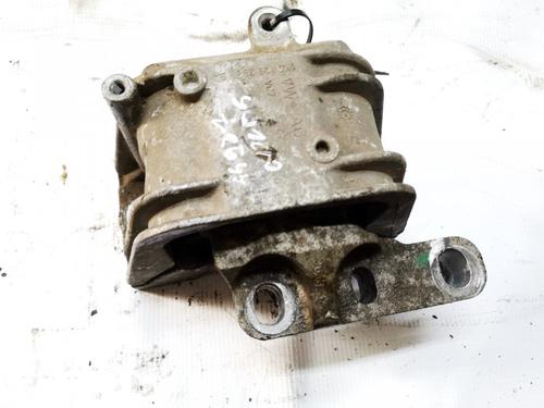 Used Engine mount Engine mount VW GOLF V (1K1) 1.9 TDI (105 hp) 33061751 33061751