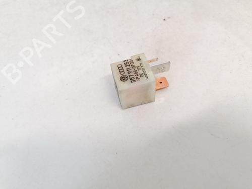 Used Electronic sensor Electronic sensor SEAT CORDOBA Vario (6K5) 1.9 TDI (90 hp) 32875988 32875988
