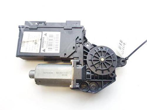 Used Right rear window motor Right rear window motor 34812567 34812567