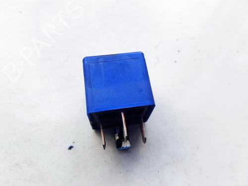 Used Electronic sensor Electronic sensor OPEL ZAFIRA A MPV (T98) 2.0 DTI 16V (F75) (101 hp) 33522453 33522453