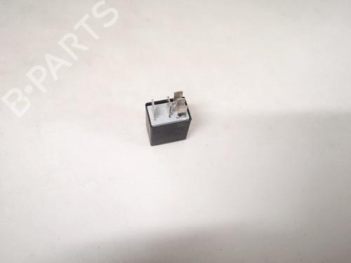 Electronic sensor VW GOLF V (1K1) 1.9 TDI | BP33083987M84 - Image 2