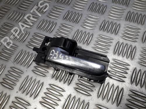 Used Front left interior door handle Front left interior door handle TOYOTA AVENSIS (_T25_) 2.0 D-4D (ADT250_, ADT250R) (126 hp) 35705062 35705062