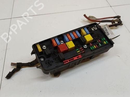 Used Fuse box Fuse box SAAB 9-3 (YS3F, E79, D79, D75) 1.9 TiD (150 hp) 33895197 33895197