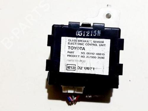Used Electronic module Electronic module TOYOTA RAV 4 III (_A3_) 2.2 D 4WD (ALA30_, ALA30R) (136 hp) 33514701 33514701