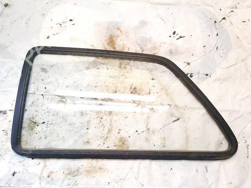 Panel rude bagtil venstre Panel rude bagtil venstre 35067236 35067236