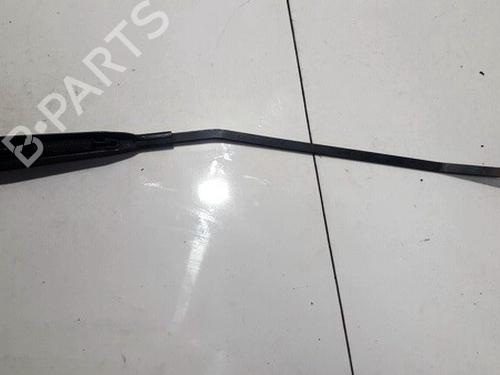 front-windshield-wiper-arm-renault-kangoo-kc01_-1997-33062798 main image