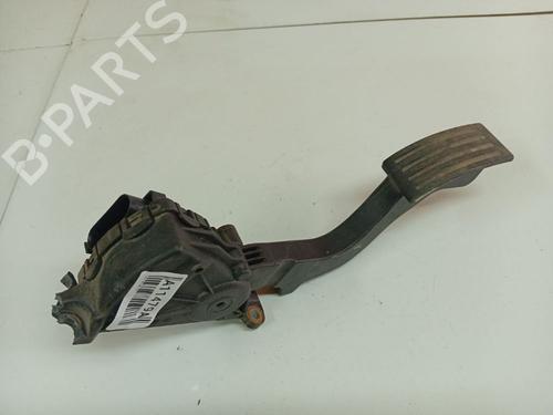 Used Pedal Pedal VOLVO V50 (545) 2.0 D (136 hp) 36690812 36690812
