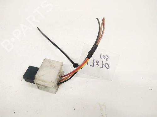 Used Fuse box Fuse box RENAULT MEGANE II (BM0/1_, CM0/1_) 1.9 dCi (BM0G, CM0G) (120 hp) 32900705 32900705