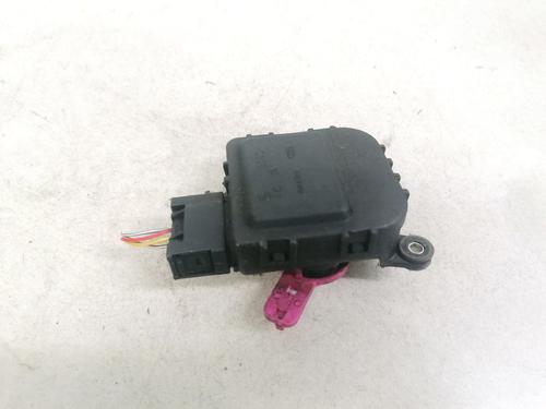 Used Electronic module Electronic module VW GOLF IV (1J1) 1.9 TDI (101 hp) 32890203 32890203