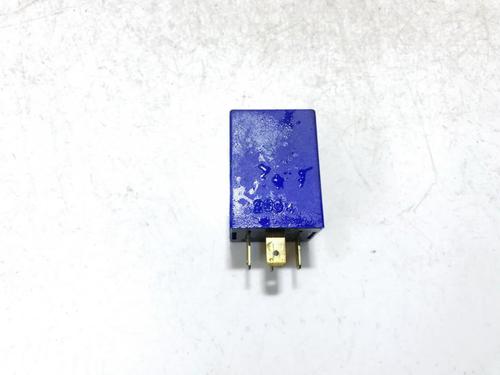 Used Electronic sensor Electronic sensor OPEL OMEGA B (V94) 2.5 DTI (F69, M69, P69) (150 hp) 33519389 33519389