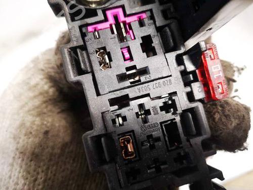 Fuse box AUDI A2 (8Z0) 1.4 TDI | BP32620537E1