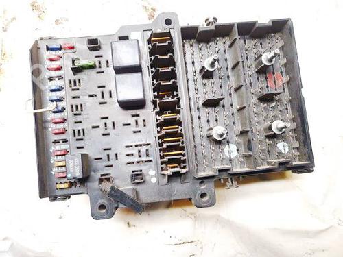 Used Fuse box Fuse box CHRYSLER VOYAGER / GRAND VOYAGER III (GS_, NS_) 3.3 i (158 hp) 33482095 33482095