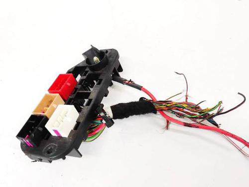 Used Fuse box AUDI A4 B6 (8E2) 1.9 TDI (130 hp) 32940921