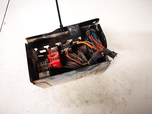 Used Fuse box Fuse box FIAT BRAVA (182_) 1.9 TD 75 S (182.BF) (75 hp) 33083489 33083489