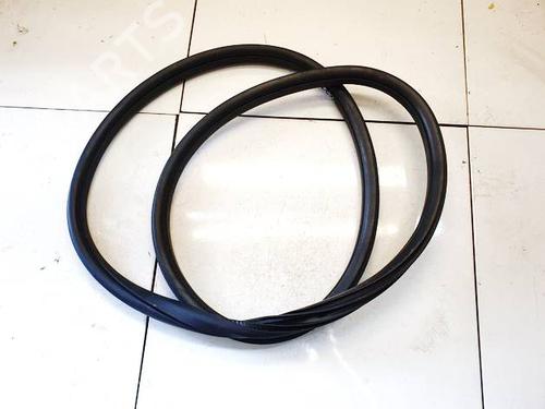 rubber-door-seal-jaguar-i-pace-x590-2018-38006727 main image