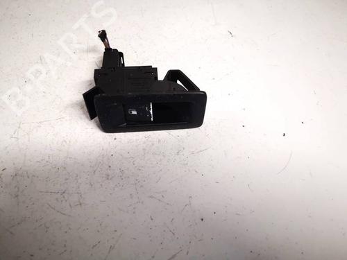 Used Switch Switch VW TOURAN (1T1, 1T2) 1.9 TDI (100 hp) 32621355 32621355