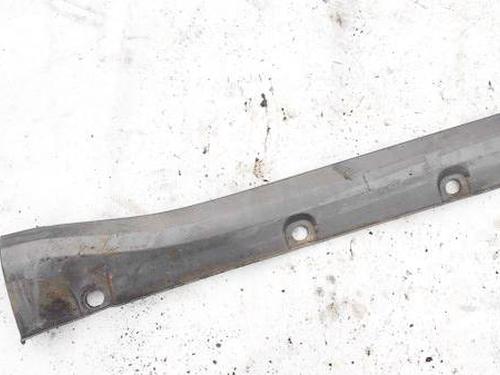 Used Left sideskirt Left sideskirt 35331702 35331702