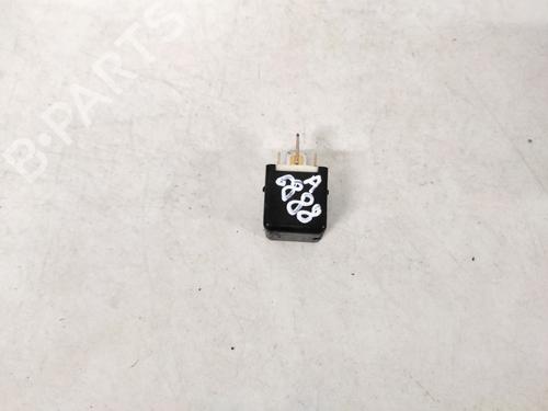 Used Other Other TOYOTA YARIS (_P1_) 1.3 (NCP10, SCP12_) (86 hp) 33090247 33090247