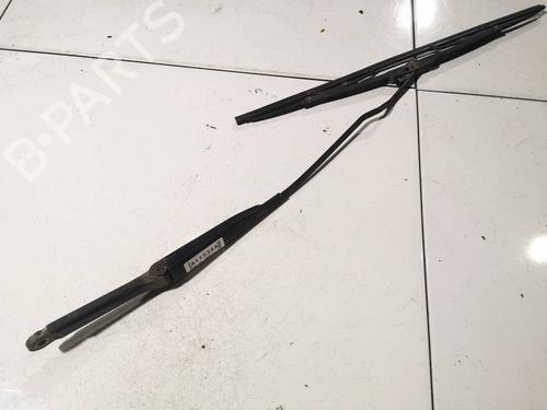 Used Front windshield wiper arm Front windshield wiper arm 37598177 37598177