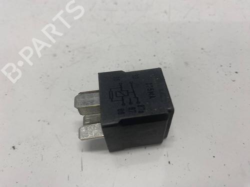 andre-ford-transit-van-fa_-_-2000-2001-2002-2003-2004-2005-2006-32575369 main image