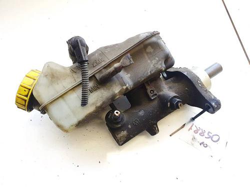 Used Brake master cylinder Brake master cylinder VW TRANSPORTER T5 Van (7HA, 7HH, 7EA, 7EH) 2.5 TDI (130 hp) 35302205 35302205