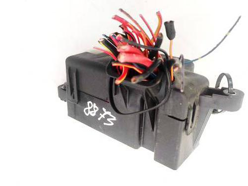 fuse-box-vw-golf-v-1k1-2003-2004-2005-2006-2007-2008-2009-2010-32933211 main image