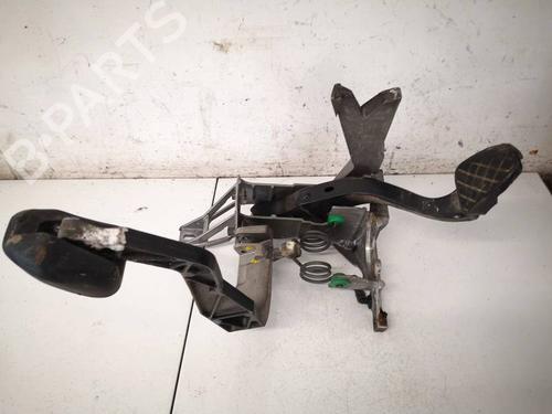 Pedal Pedal VW PASSAT B5.5 (3B3) 1.9 TDI (130 hp) 36687601 36687601