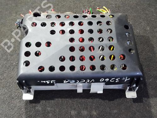 fuse-box-opel-vectra-b-j96-1995-1996-1997-1998-1999-2000-2001-2002-2003-2004-33484129 main image