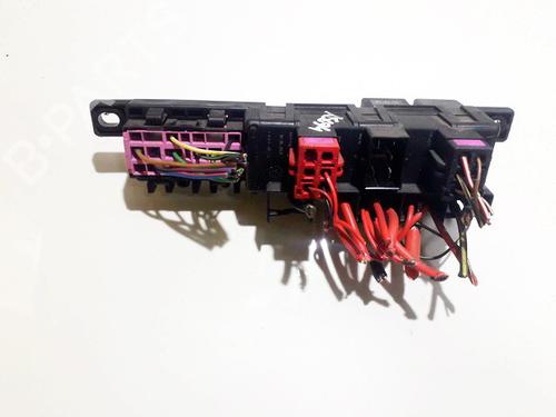 Fuse box VW PASSAT B5 Variant (3B5) 1.9 TDI | BP33102717E1 - Image 2