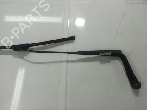 Used Front windshield wiper arm Front windshield wiper arm 38576786 38576786
