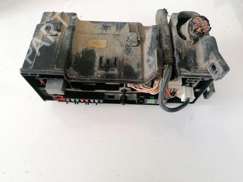 Used Fuse box Fuse box TOYOTA AYGO (_B1_) 1.4 D-4D (WNB10_, WNB10R) (54 hp) 32880918 32880918