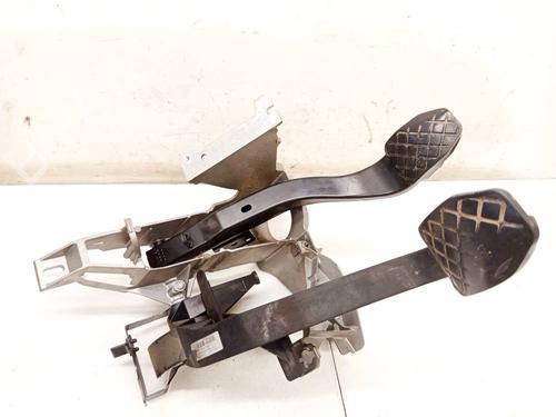 Pedal Pedal 37736476 37736476