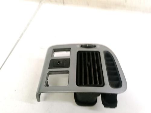 Used Air vent Air vent TOYOTA AVENSIS (_T22_) 2.0 D-4D (CDT220_, CDT220R) (110 hp) 32900464 32900464