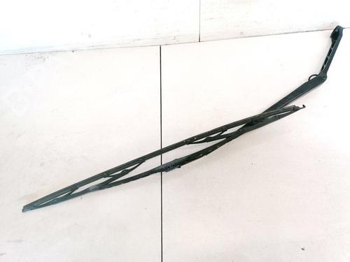 Used Front windshield wiper arm Front windshield wiper arm 32885300 32885300
