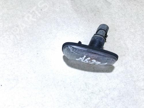 Used Right side indicator Right side indicator OPEL ZAFIRA A MPV (T98) 2.2 DTI 16V (F75) (125 hp) 35610195 35610195