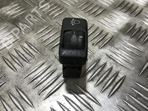 switch-toyota-previa-ii-_r3_-2000-2001-2002-2003-2004-2005-2006-35676949 main image
