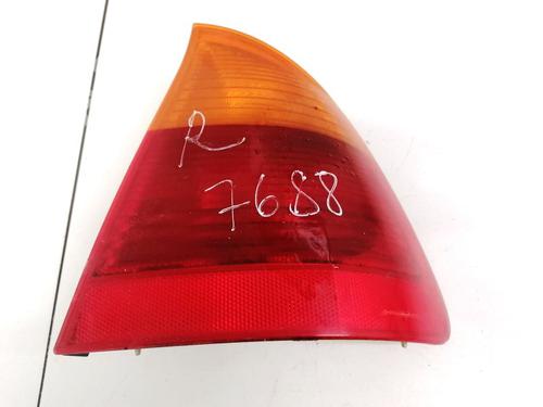 Used Right taillight Right taillight BMW 3 (E46) 318 i (118 hp) 35458144 35458144