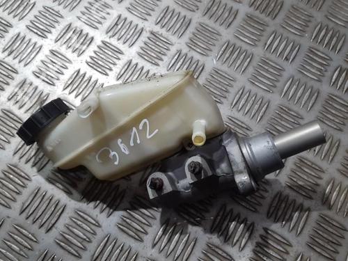 Used Brake master cylinder Brake master cylinder TOYOTA YARIS (_P9_) 1.0 VVT-i (KSP90_, KSP90R) (69 hp) 35693867 35693867