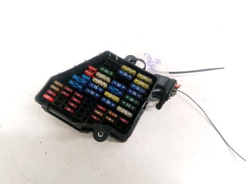 Used Fuse box Fuse box AUDI A4 B5 (8D2) 1.8 (125 hp) 33092073 33092073