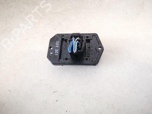 Used Heater resistor Heater resistor TOYOTA YARIS (_P9_) 1.4 D-4D (NLP90_, NLP90R) (90 hp) 35454288 35454288